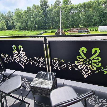 Domek U Jarzabkow Ciche  Luaran gambar